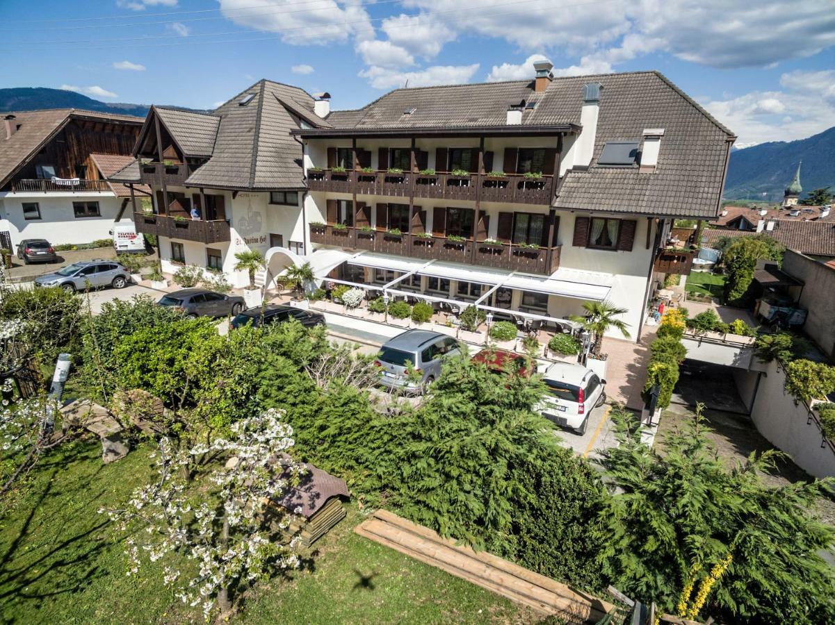 Hotel St. Justina Hof Eppan an der Weinstraße Exterior foto