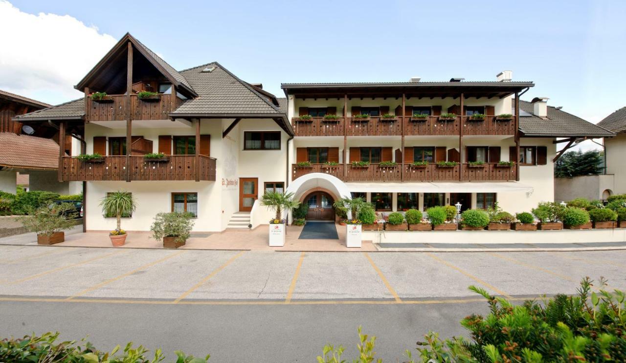 Hotel St. Justina Hof Eppan an der Weinstraße Exterior foto